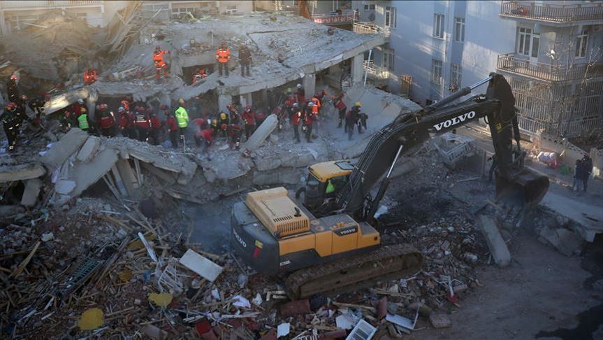 ارتفاع حصيلة قتلى زلزال تركيا