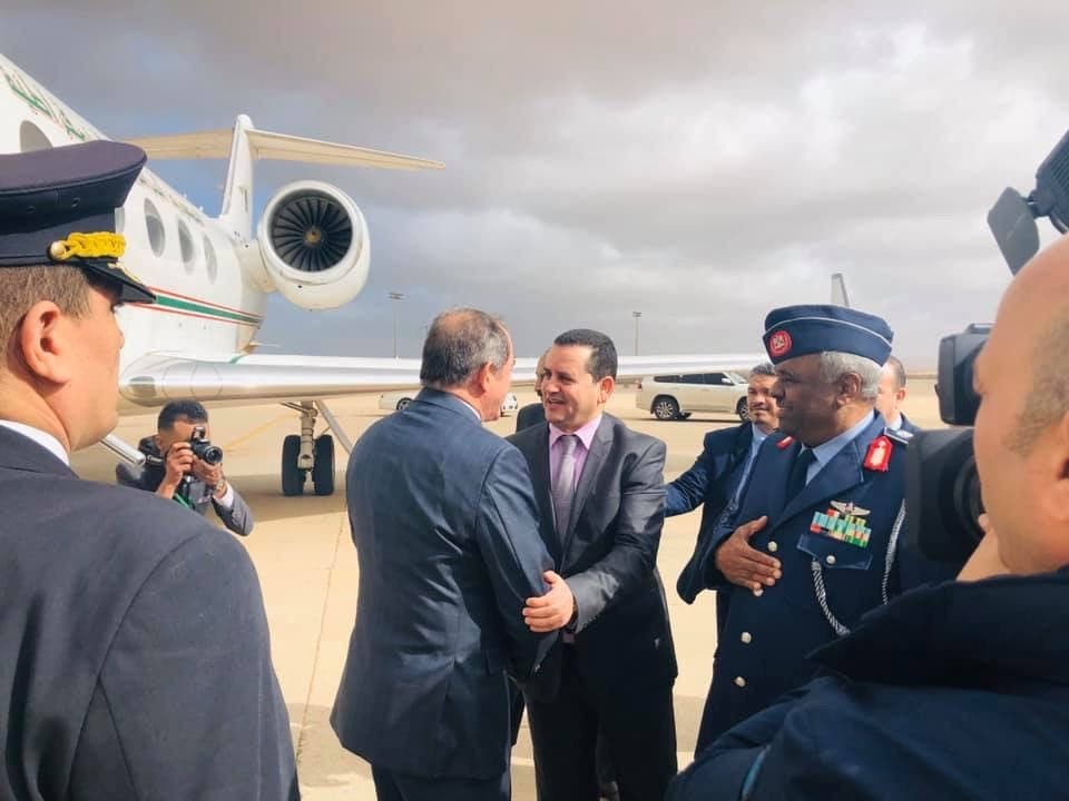 وزير الخارجية الجزائري التقى حفتر في بنغازي
