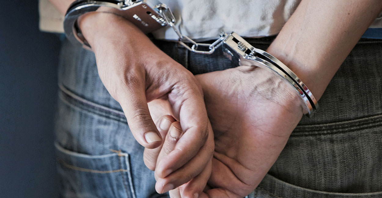 السجن لـ 3 معتدين على أعوان ديوانة في الرّوحية