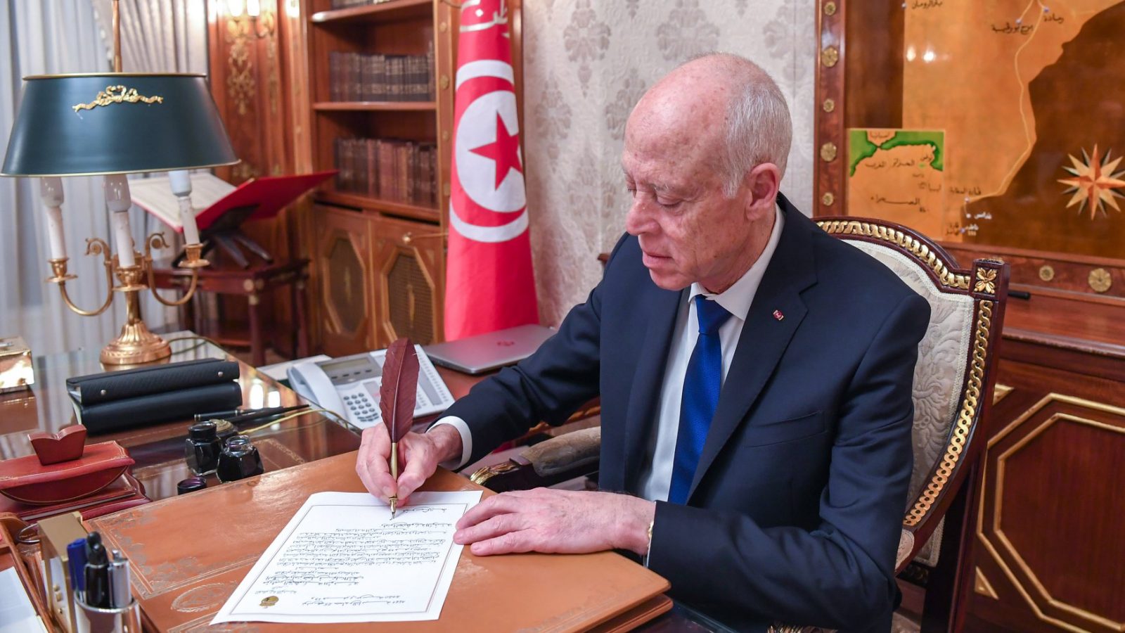 مكالمة هاتفية بين قيس سعيّد والرئيس الإيطالي حول المبادرة التونسية الأممية حول الوباء