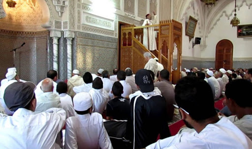رسمي : تقليص مدة الصلوات والخطب في المساجد بسبب كورونا