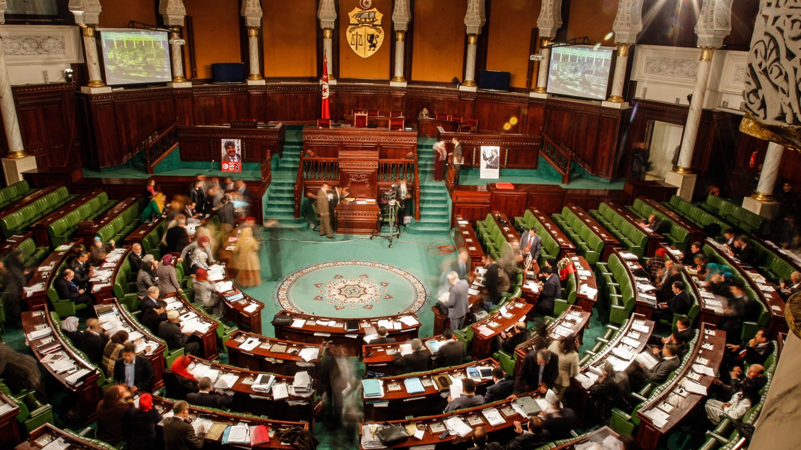 لجنة الأمن والدفاع في مجلس النواب: دعوة إلى منع الدخول والخروج من تونس