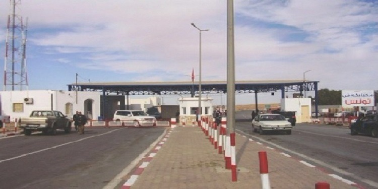 خوفا من كورونا: ليبيون يغلقون الحدود مع تونس لمنع أهاليهم من العودة