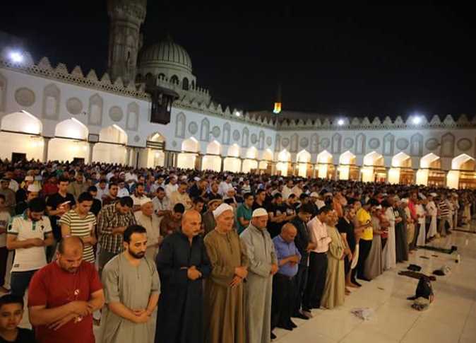 لاول مرة في مصر: تعليق صلوات التراويح في شهر رمضان