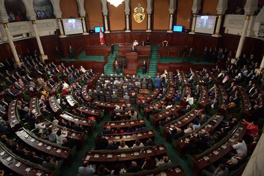 7 مرشحين / الخميس انتخابات المحكمة الدستورية على وقع أزمة سياسية