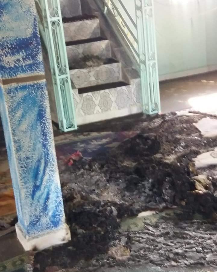 سرقة وإضرام النار في مسجد بالمتلوي