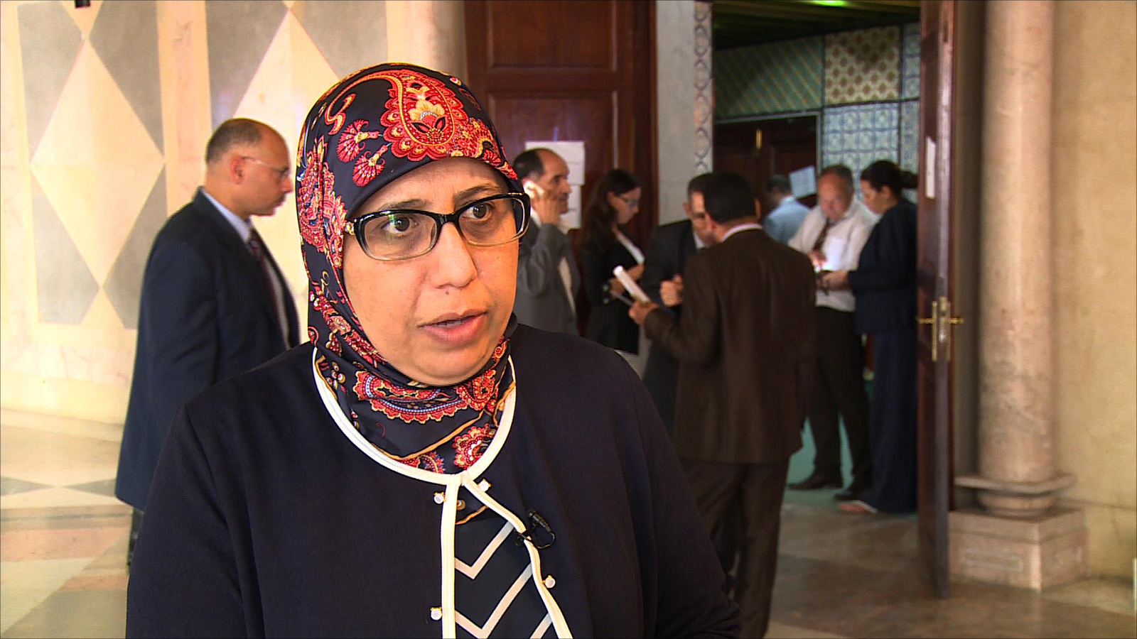 إصابات بكورونا في عائلة عمدة بالحرايرية :نائبة  تطالب بغلق ‏ولايات تونس الكبرى ‏