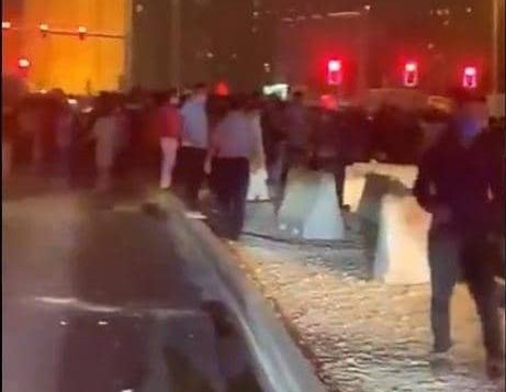 قطر: هذه أسباب احتجاجات عمّال أجانب