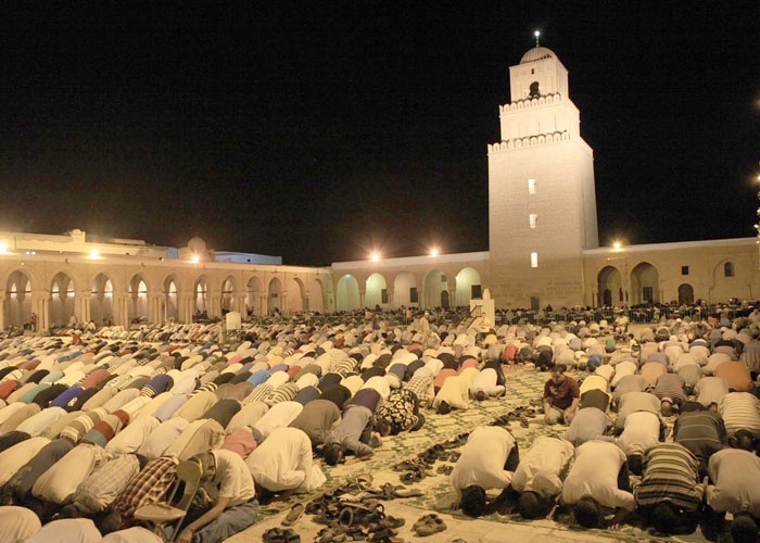 وزارة الشؤون الدينية: قرار فتح المساجد ليس بأيدينا
