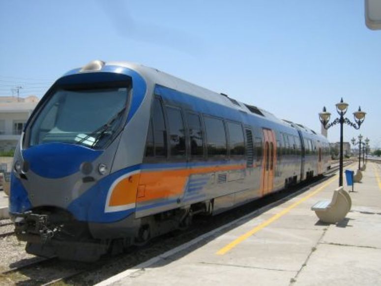البداية بالخط الرابط بين برشلونة وبوقطفة:هذا موعد انطلاق استغلال  شبكة القطار السريع