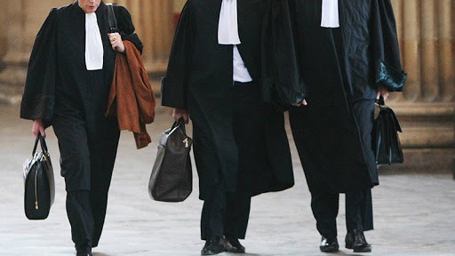 عميد المحامين يحذر من تبعات تعطل سير المرفق القضائي