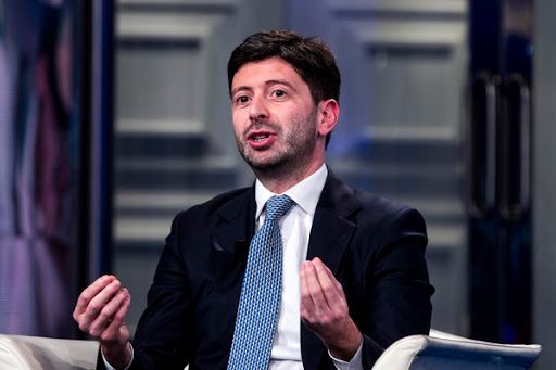 وزير إيطالي: موسم التخفيضات في القطاع الصحّي يجب أن يغلق