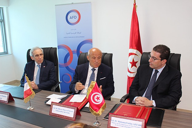 اتفاق جديد بين تونس وفرنسا: تجديد المعاهد العليا للدراسات التكنولوجية بالاشتراك مع معاهد التكنولوجيا التابعة للجامعة الفرنسية