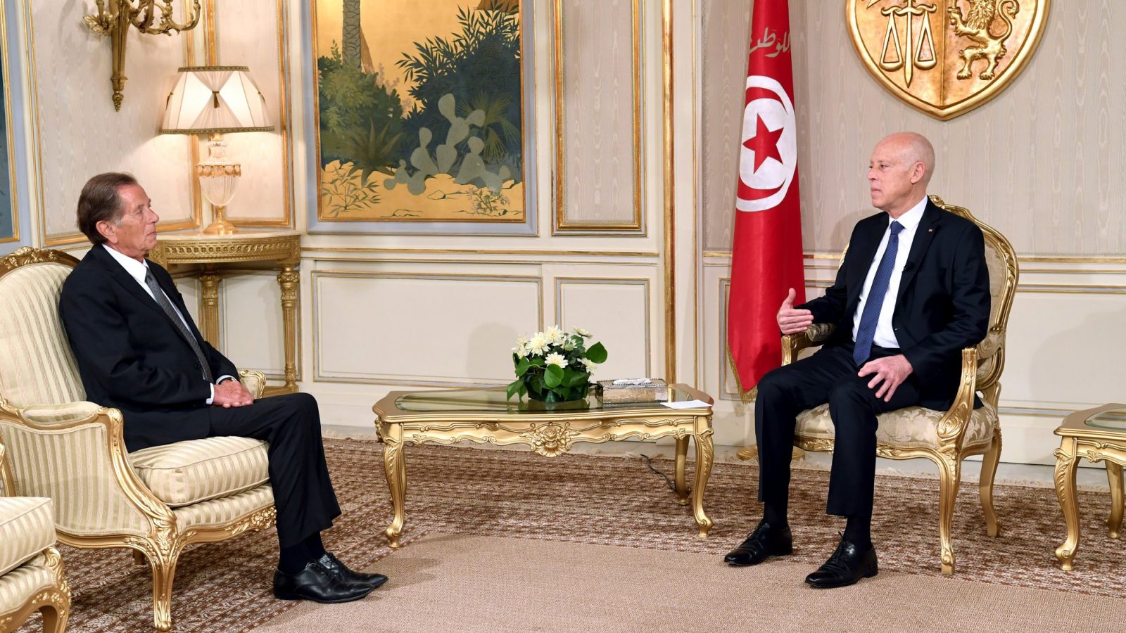 قيس سعيد يستقبل سفير فلسطين بتونس