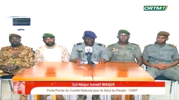 مالي:مجلس عسكري يتولى الحكم بعد استقالة الرئيس وحل الحكومة والبرلمان