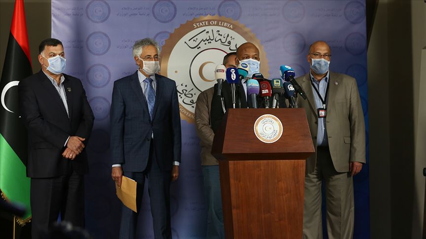 بعد الفشل في السيطرة على الاحتجاجات  : حكومة الوفاق تعلن حظر التجول في طرابلس