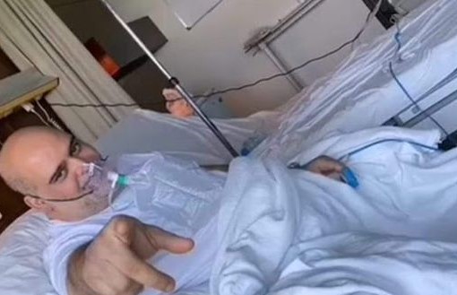الشاف تيسير في المستشفى بعد إصابته بكورونا