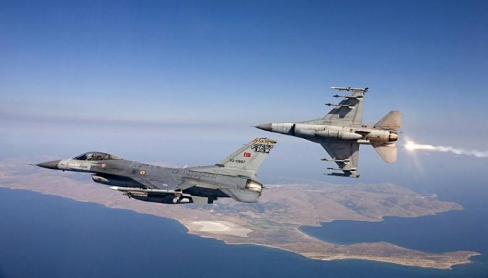 بعد تدخلها في ليبيا: تركيا تعاضد قوات أذربيجان ضد أرمينيا وتسقط طائرة لها