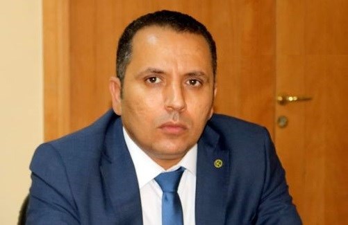 نائب برلماني يؤكد صدور حكم على أحد وزراء المشيشي