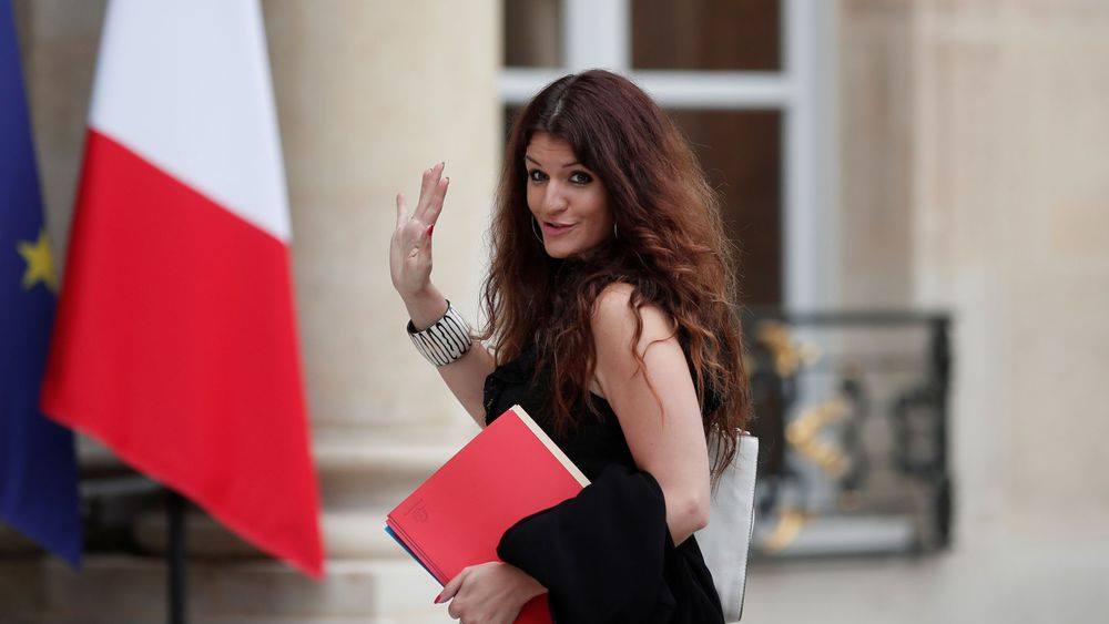 وزيرة فرنسية: سأواجه تعدد الزوجات في فرنسا