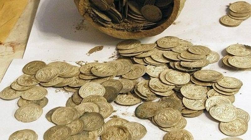 فريانة: حجز 120 قطعة من العملة القديمة