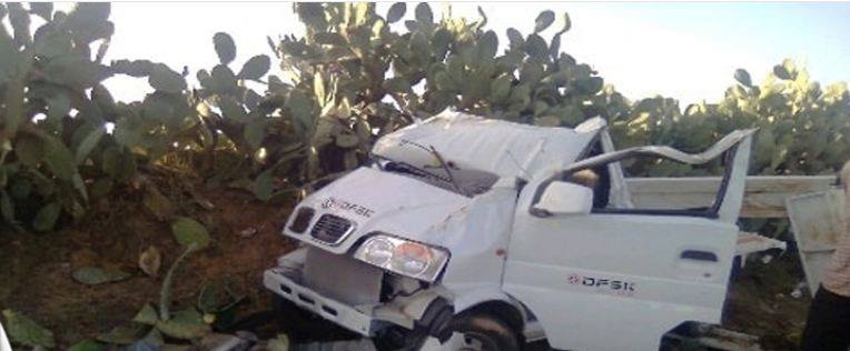 سيدي بوزيد: اصابة شخص في حادث انقلاب شاحنة