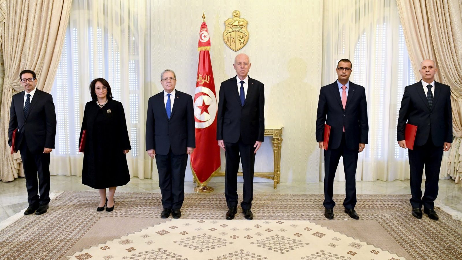تسليم أوراق اعتماد 4 سفراء جدد لتونس