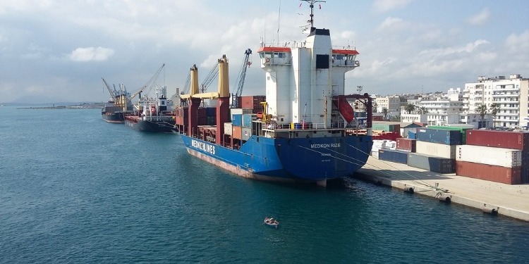 ميناء بنزرت/ إيقافات بعد سرقة بضائع من حاويات
