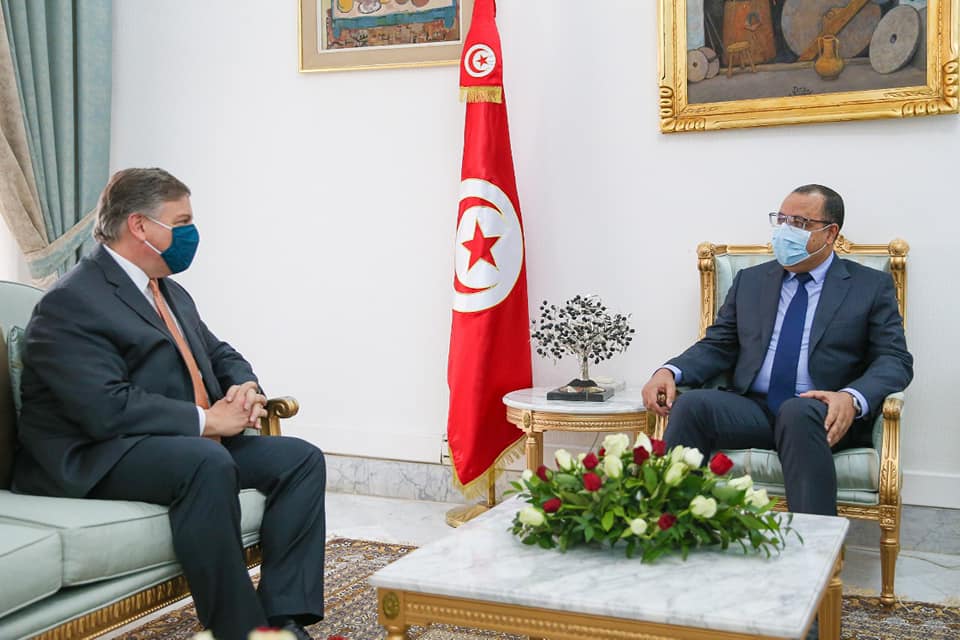 المشيشي استقبل السفير الأمريكي: تكاتف مجهودات كل التونسيين لإنجاح التجربة الديمقراطية