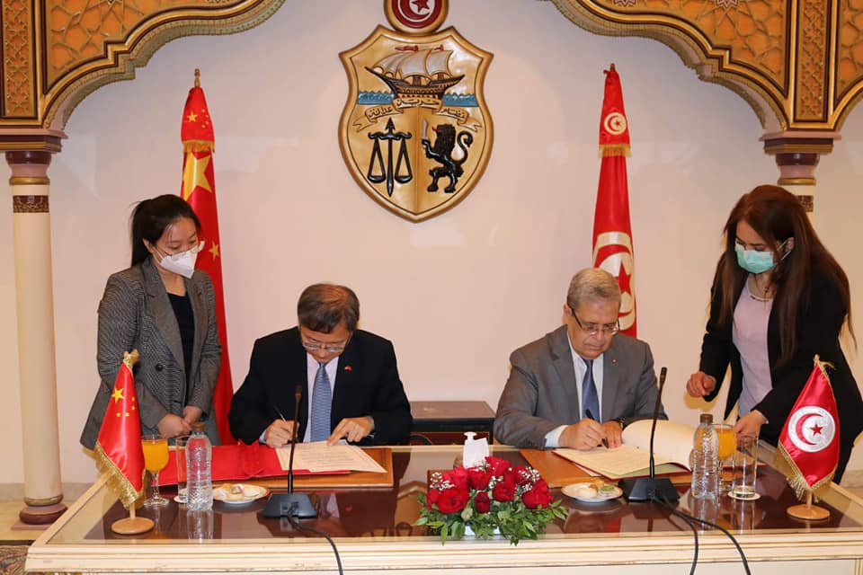 هبة مالية من الصين لتونس بـ 40 مليون دينار