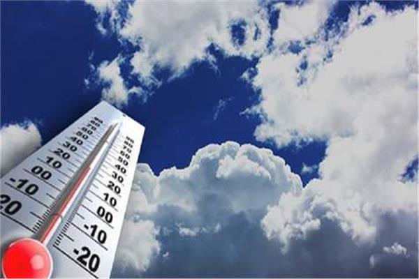 الطقس: رياح قوية وانخفاض الحرارة في هذه المناطق