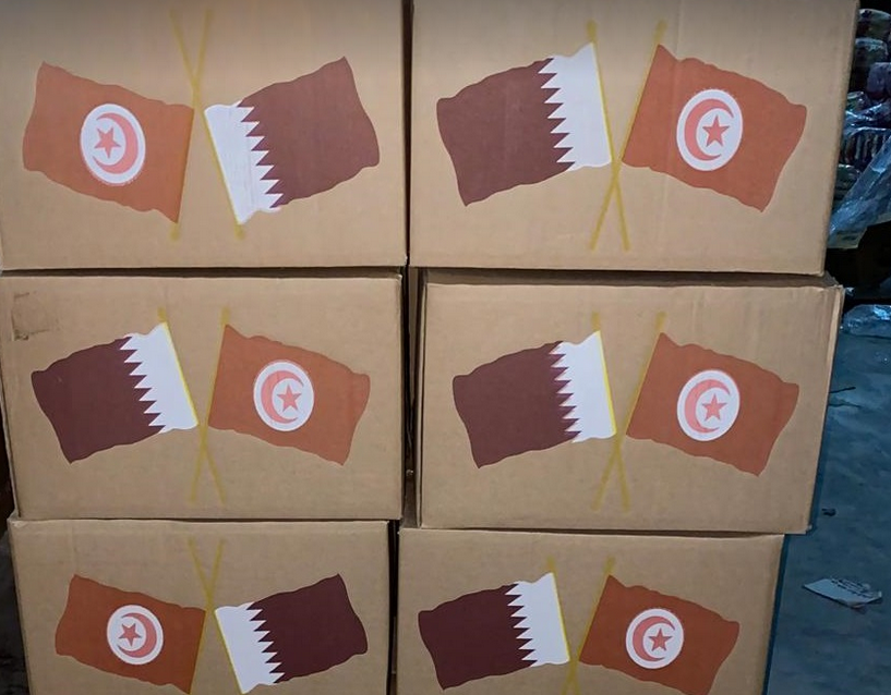 تحت إشراف رئاسة الجمهورية:  توزيع هبة قطرية بـ 700 ألف دولار في الجنوب التونسي (فيديو)