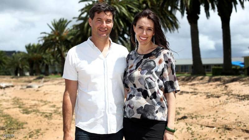 بعد خطوبة بعامين وإنجاب طفلة: رئيسة وزراء نيوزيلندا تعلن موعد زواجها