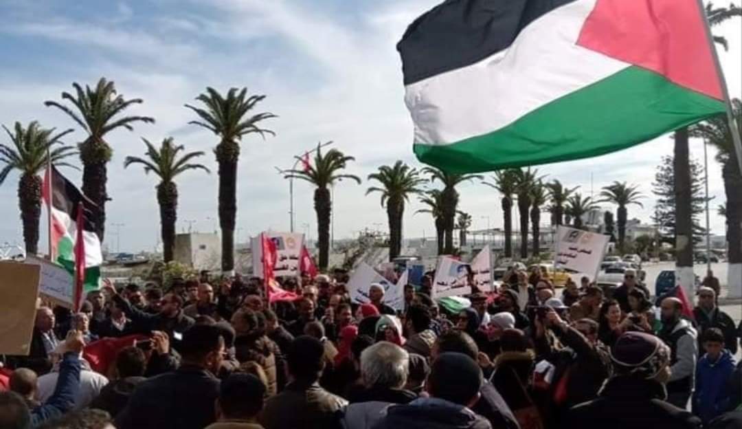 مسيرة حاشدة تجوب شوارع سيدي بوزيد تنديدا بالعدوان الإسرائيلي