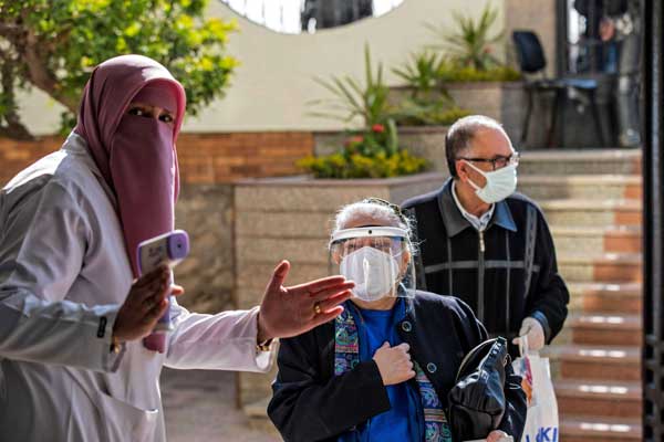 مصر/ تشديد إجراءات مواجهة فيروس كورونا