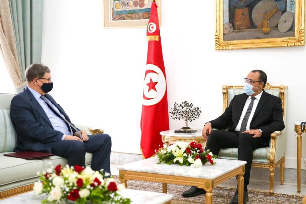 السفير الروسي: “كميّات مهمة من لقاح سبوتنيك تصل تونس هذا الشهر”