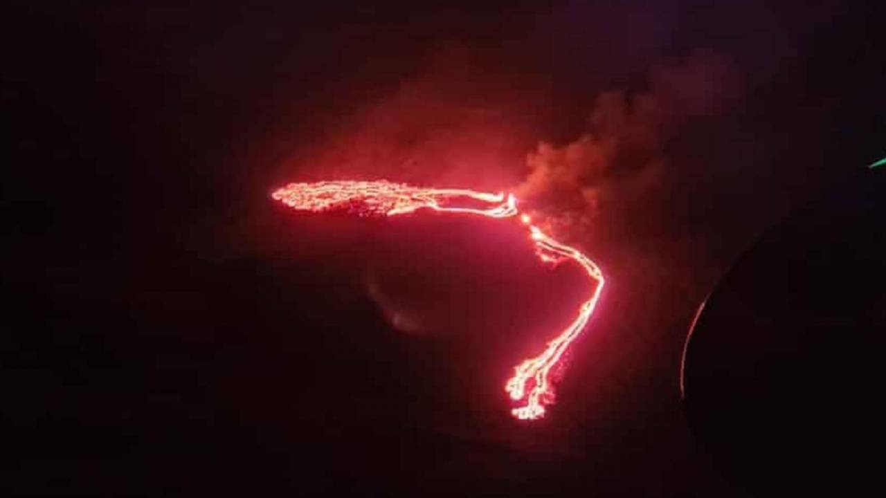فيديو يوثق لحظات ثوران بركان أيسلندا