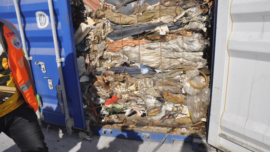 قضية النفايات الإيطالية: التمديد في الإيقاف التحفظي لـ 6 متهمين