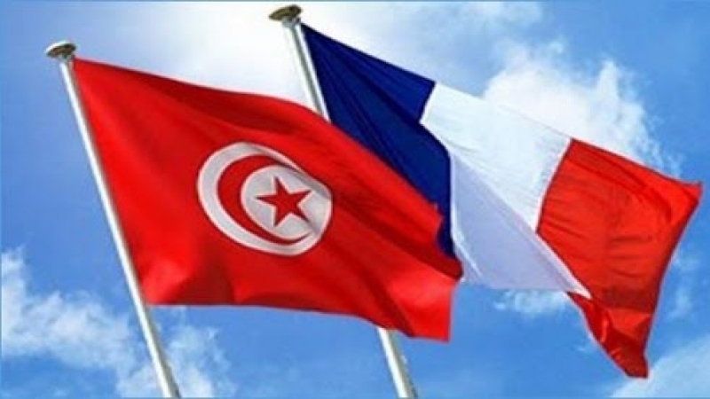 أحداث تونس/ الخارجية الفرنسية تحذر هؤلاء