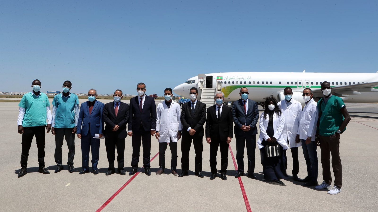 وصول طائرتين موريتانيتين محملة بمعدات طبية واطارت طبية وشبه طبية الى تونس (فيديو)