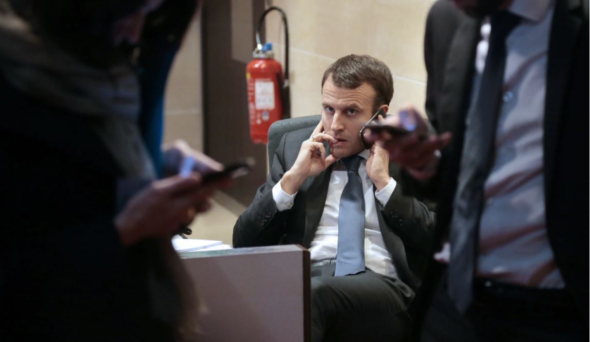 فرنسا: اجتماع استثنائي لمجلس الدفاع لبحث قضية التجسس على هاتف ماكرون