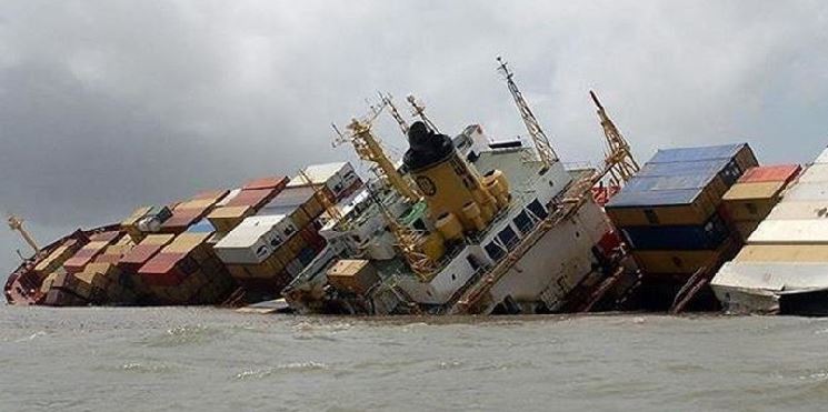 غرق سفينة حاملة شحنة قمح في طريقها إلى تونس