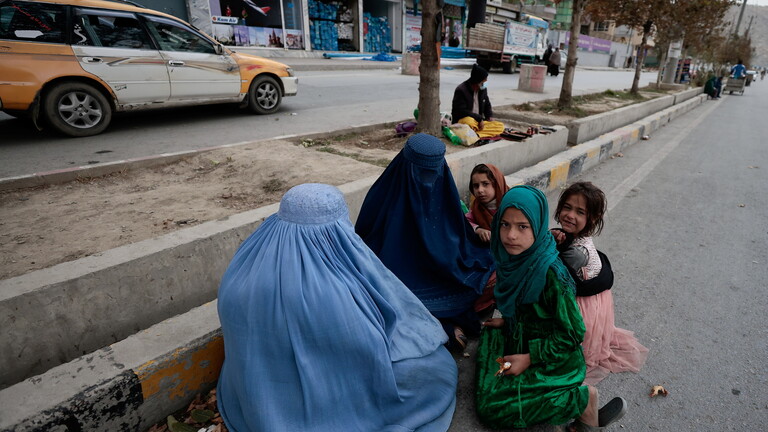 أفغانستان/ طالبان تسمح للفتيات بالعودة إلى بعض المدارس.. ولكن
