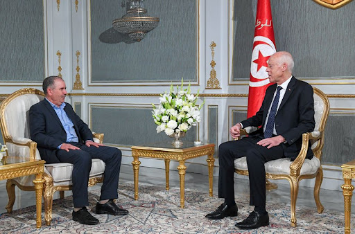 الشواشي لـ”تونس الآن”: لقاء مرتقب بين الطبوبي وسعيّد لحسم مصير الحوار الوطني