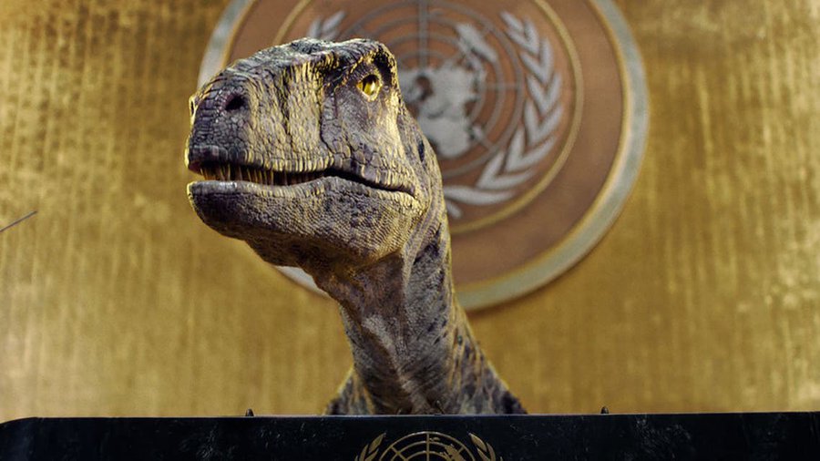 شاهد الفيديو/ ديناصور يخطب في الأمم المتحدة