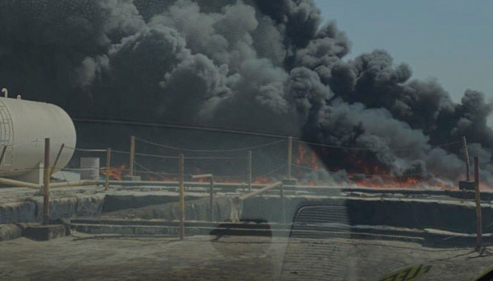 الإمارات/ اندلاع حريق بمنطقة جبل علي الصناعية ولا إصابات