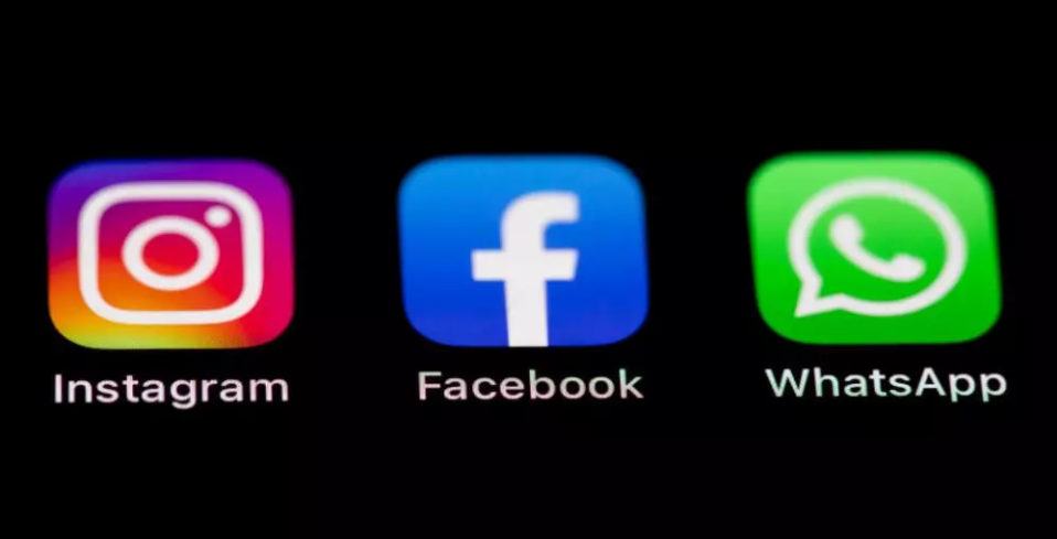 عطل مفاجئ في تطبيقات “فايسبوك” و”ميسانجر” و”واتساب”
