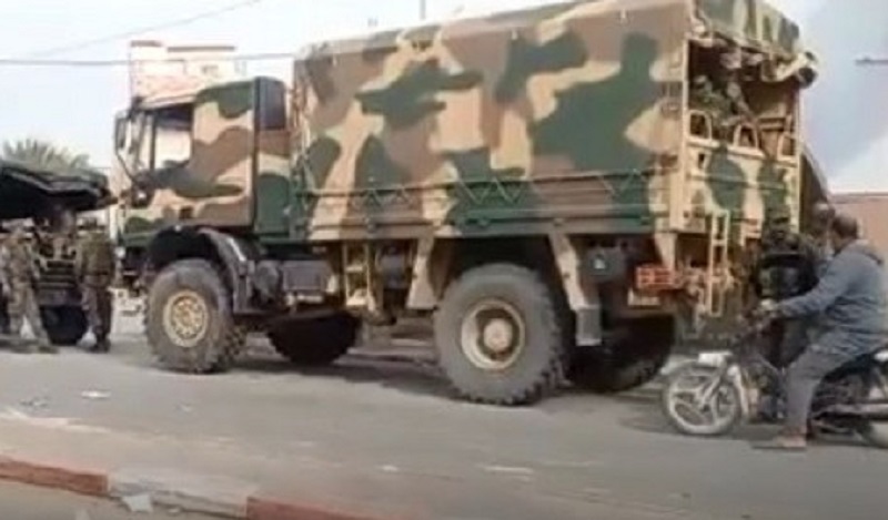 بعد انسحاب الأمن/ الجيش يؤمّن المؤسسات في عقارب (فيديو)