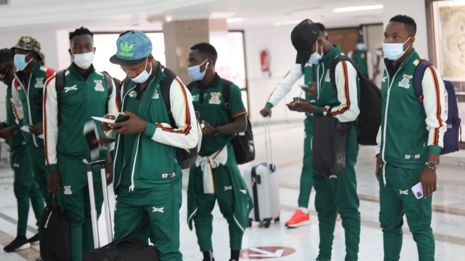 صور/ المنتخب الزامبي يصل إلى تونس منقوصا من لاعبين مهمّين