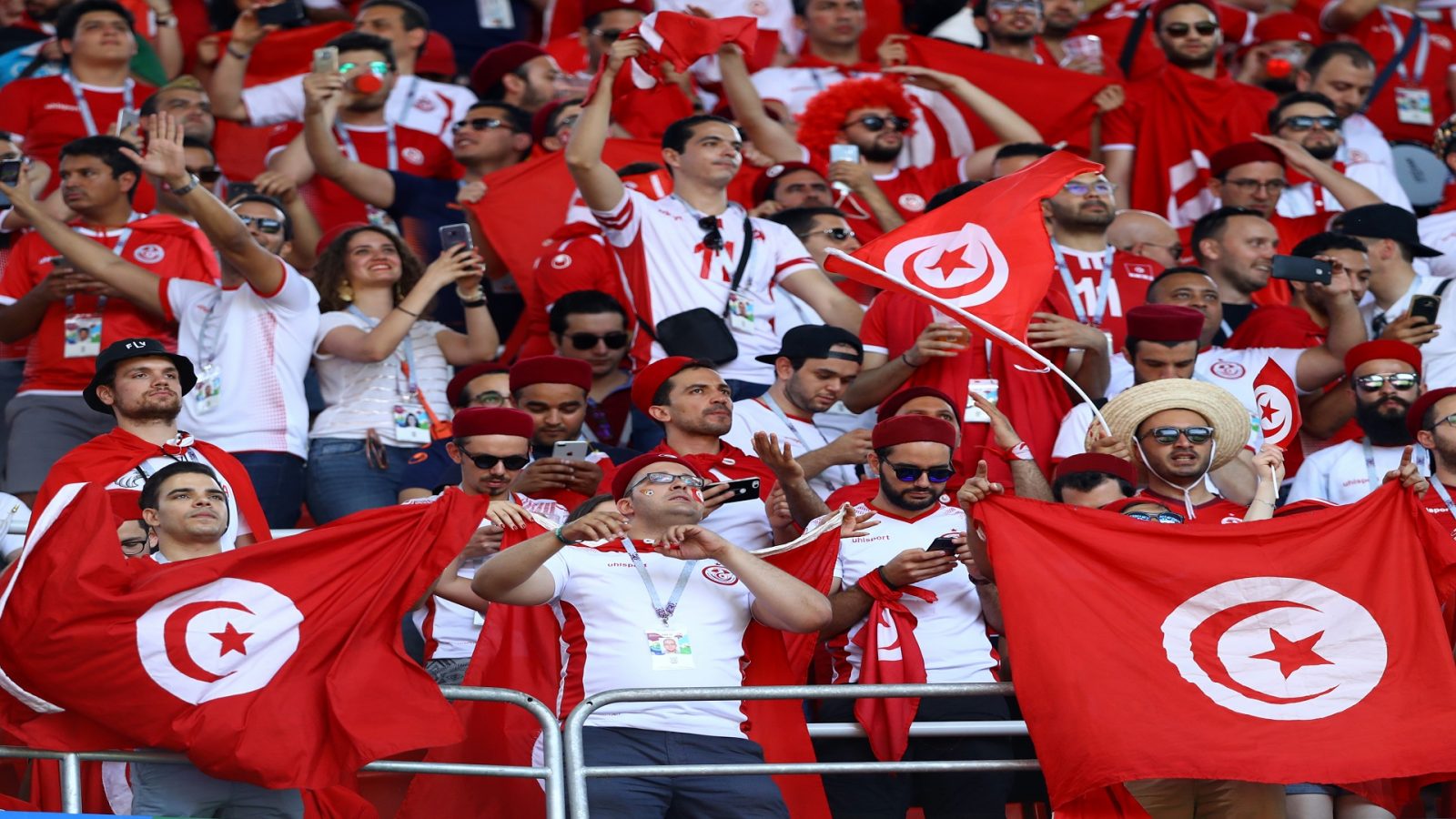 يهم جماهير المنتخب/ هذه البطاقة تعوّض الفيزا لمتابعة كأس العرب في قطر (فيديو)